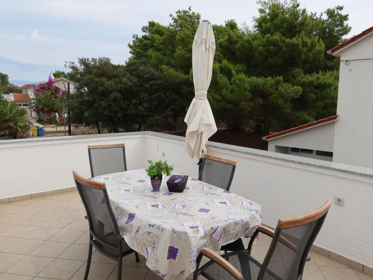 Apartment Mira-2 By Interhome Vir Exterior photo